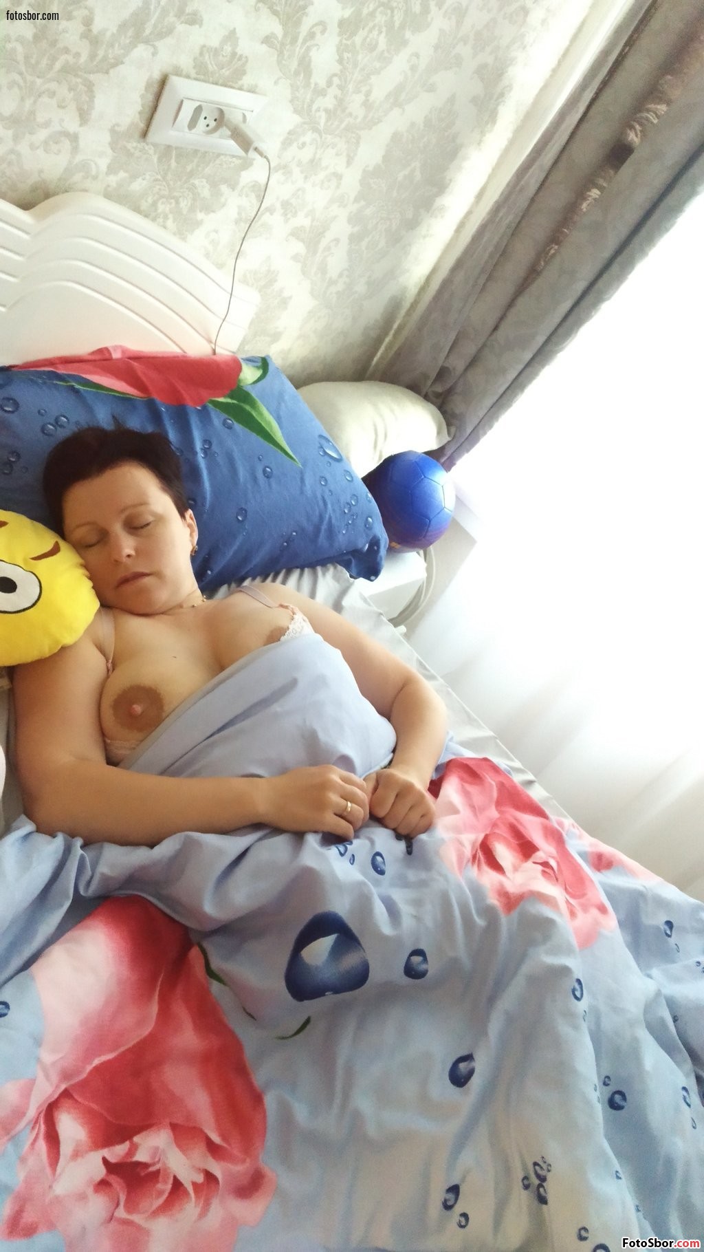Порно жену и тещу в одной кровати - порно фото balagan-kzn.ru